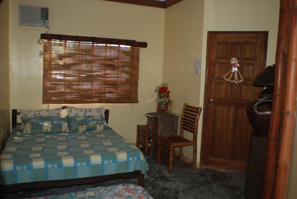 Casa Aviara Resort & Hotel Puerto Galera Quarto foto
